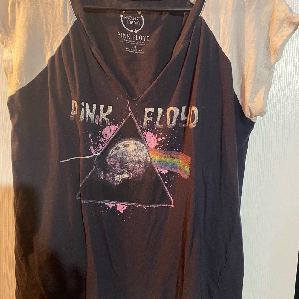 Pink Floyd Graphic Tee